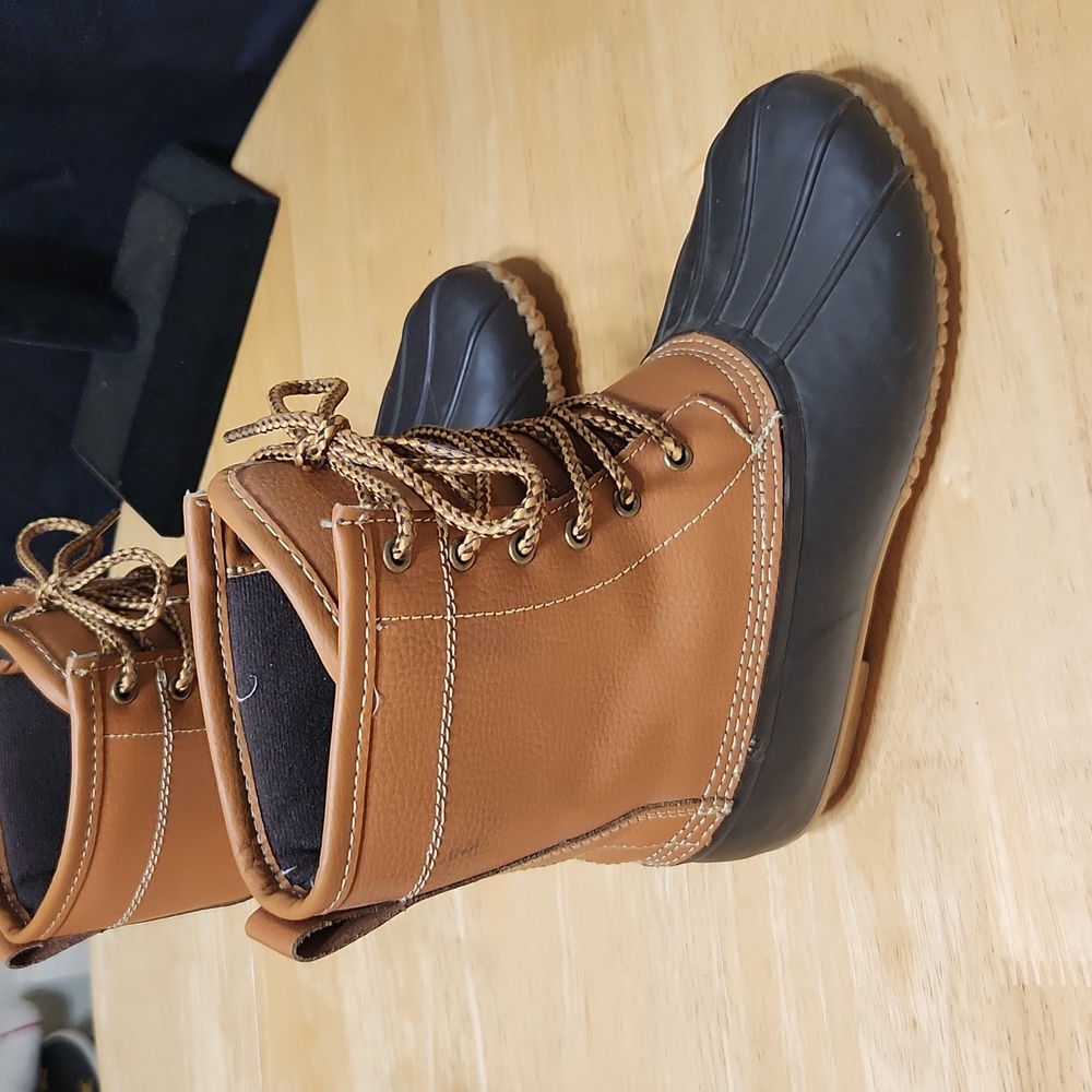 Womens Duckboot - Picture 2 of 6